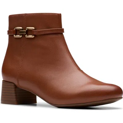 CLARKS CLARKS® IRIDESSA AIR ANKLE BOOT