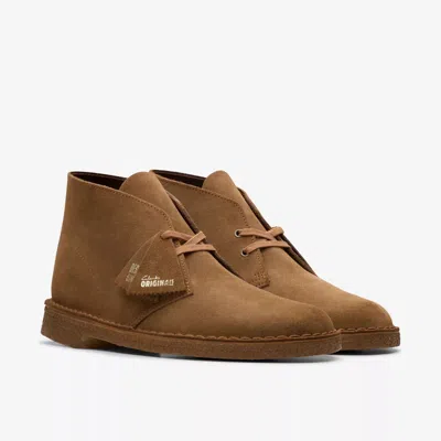 CLARKS STRING MAN CLARKS DESERT BOOT 26155481 COLA SUEDE