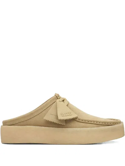 CLARKS WALLABEE CUP LOW "MAPLE SIDE" MULES