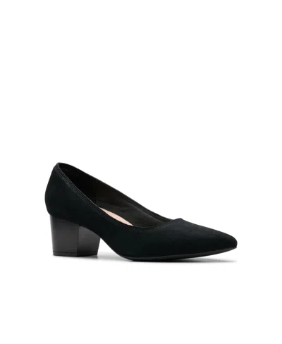 CLARKS WOMEN'S COLLECTION ELLANIE HOPE PUMPS