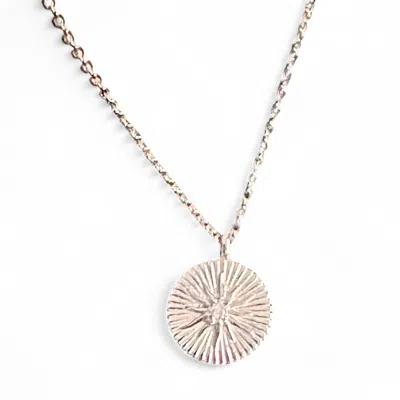 CLEMENCE WREN WOMEN'S RADIANT STAR PENDANT NECKLACE SILVER