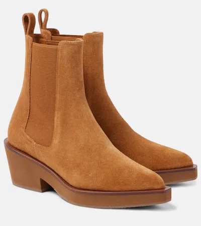 CLERGERIE TEGAN SUEDE ANKLE BOOTS