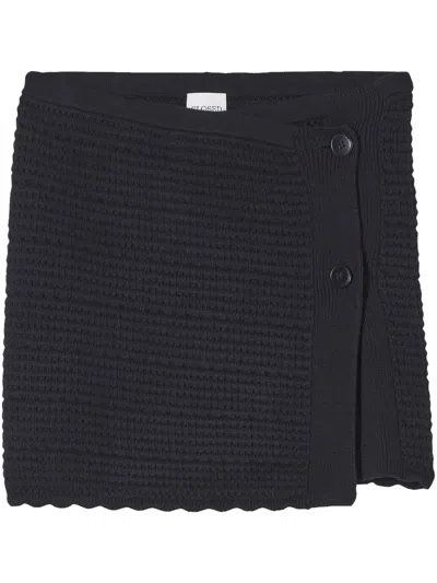 CLOSED CROCHET MINI SKIRT