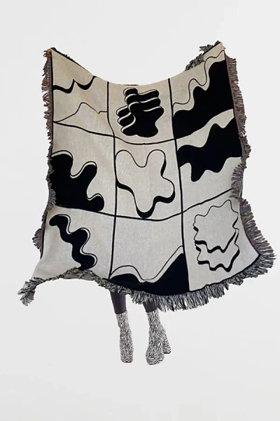 CLR SHOP AMOEBA WOVEN THROW BLANKET IN BLACK AT URBAN OUTFITTERS