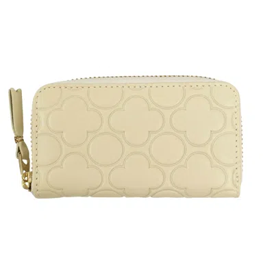 COMME DES GARÇONS LEATHER CLOVER EMBOSSED MINI WALLET COIN PURSE 'IVORY'