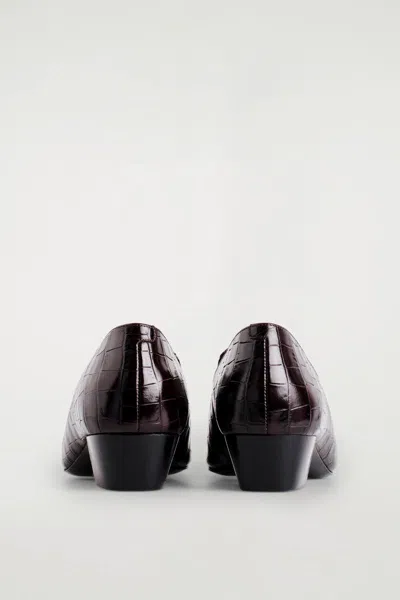 COS CROC-EFFECT LEATHER HEELED LOAFERS