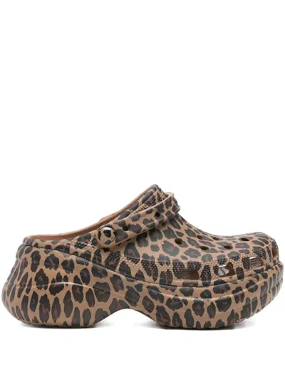 CROCS BAE ANIMAL-PRINT PLATFORM CLOGS