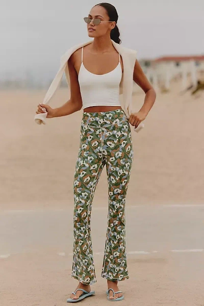 DAILY PRACTICE BY ANTHROPOLOGIE DAILY PRACTICE ASSEMBLE CROP FLARE LEGGINGS