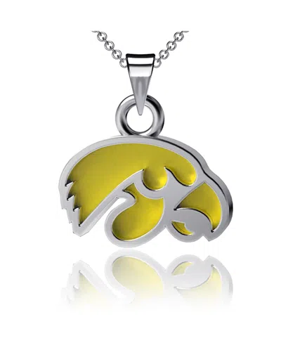 DAYNA DESIGNS WOMEN'S DAYNA DESIGNS IOWA HAWKEYES ENAMEL PENDANT NECKLACE