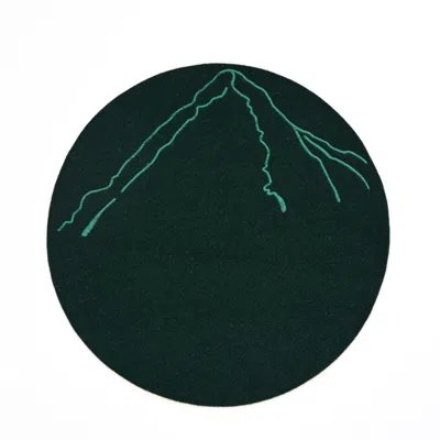 DEDE JOHNSTON GREEN MOUNTAIN EMBROIDERED PLACEMAT
