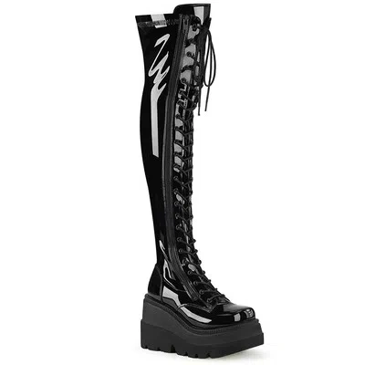 DEMONIA SHAKER-374 DEMONIA VEGANE DAMEN KEIL-PLATEAUOVERKNEESTIEFEL SCHWARZ STRETCH LACK