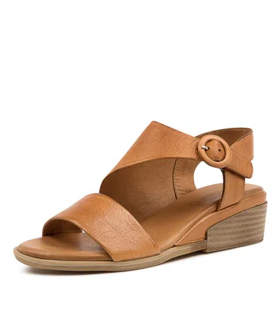 DIANA FERRARI DIANA FERRARI DISCON BLACK LEATHER WOMENS SHOES CASUAL SANDALS HEELED