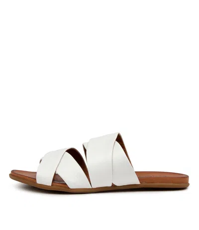 DIANA FERRARI DIANA FERRARI KOAMI BLACK TAN LEATHER WOMENS SHOES CASUAL