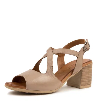 DIANA FERRARI DIANA FERRARI WISTERE DK STONE LEATHER WOMENS SHOES CASUAL SHOES HEELED