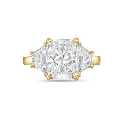 DIANA M. 14KT 12CTS GOLD LAB GROWN RADIANT CUT DIAMOND THREE STONE ENGAGEMENT RING, DEF COLOR, VVS-VS CLARITY