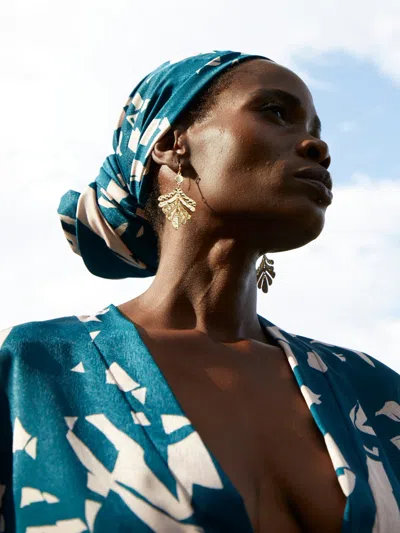 DIARRABLU LEAF EARRINGS