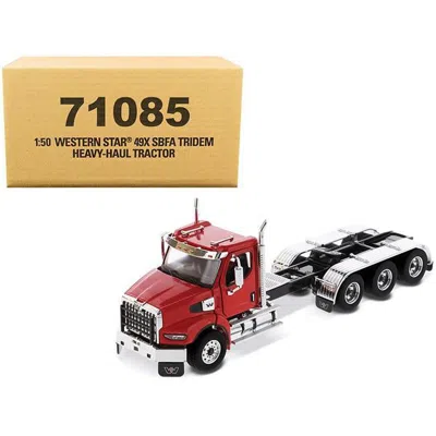 DIECAST MASTERS 1-50 SCALE DIECAST VIPER RED TRANSPORT SERIES WESTERN STAR 49X SBFA TRIDEM DAY CAB HEAVY-HAUL MODEL 