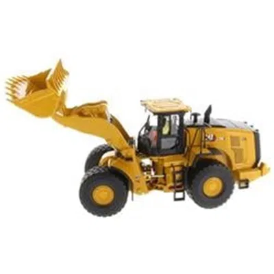 DIECAST MASTERS CAT CATERPILLAR 980 WHEEL LOADER YELLOW WITH OPERATOR HIGH LINE SERIES 1-50 SCALE DIECAST MODEL
