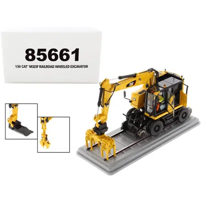 DIECAST MASTERS DIECAST MASTERS CAT CATERPILLAR M323F WHEELED EXCAVATOR 1 BY 50 SCALE DIECAST MODEL RAILROAD