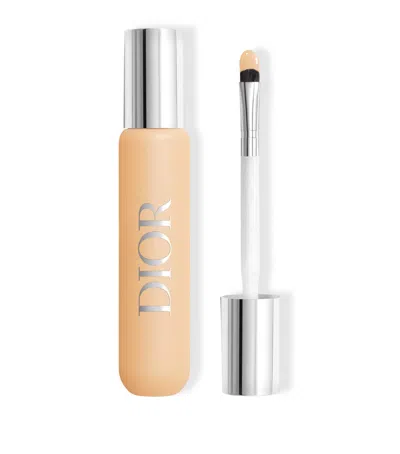 DIOR BACKSTAGE FACE AND BODY FLASH PERFECTOR CONCEALER
