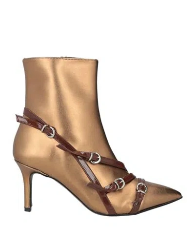 DIVINE FOLLIE DIVINE FOLLIE WOMAN ANKLE BOOTS BRONZE SIZE 8 TEXTILE FIBERS