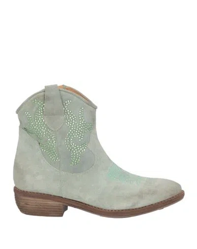 DIVINE FOLLIE DIVINE FOLLIE WOMAN ANKLE BOOTS SAGE GREEN SIZE 7 LEATHER