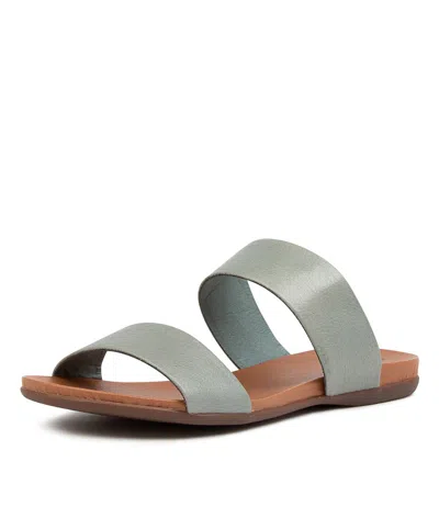 DJANGO & JULIETTE DJANGO & JULIETTE BRAZE FUCHSIA LEATHER WOMENS SHOES CASUAL