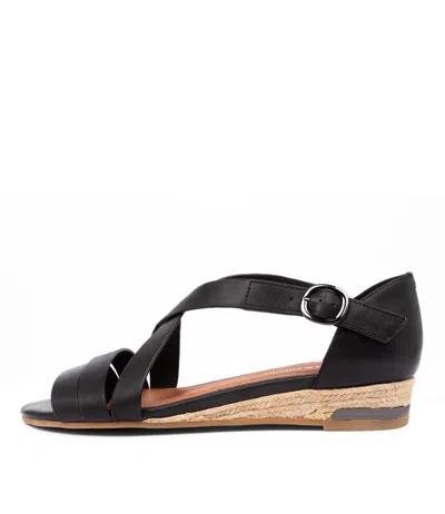 DJANGO & JULIETTE DJANGO & JULIETTE CANDESO DJ WOMENS SHOES CASUAL SANDALS SANDALS FLAT