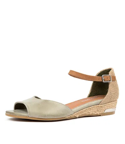 DJANGO & JULIETTE DJANGO & JULIETTE CHERYLS TAUPE TAN MULTI WOMENS SHOES CASUAL