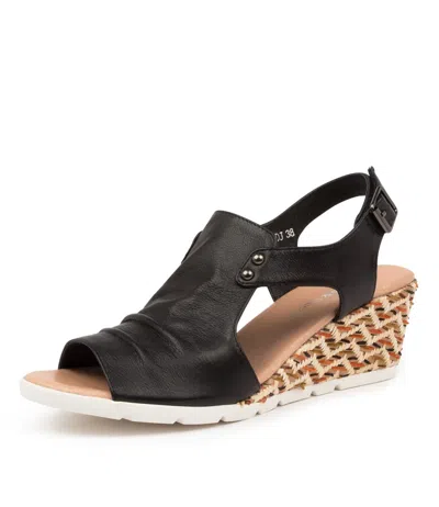 DJANGO & JULIETTE DJANGO & JULIETTE DUANE LATTE MULTI LEATHER WOMENS SHOES CASUAL