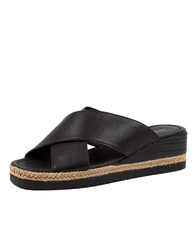 DJANGO & JULIETTE DJANGO & JULIETTE ILLYAN BLACK LEATHER WOMENS SHOES CASUAL SANDALS HEELED