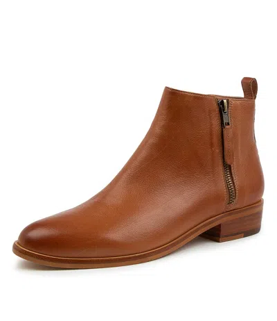 DJANGO & JULIETTE DJANGO & JULIETTE ISAAC BLACK LEATHER WOMENS SHOES CASUAL BOOTS ANKLE