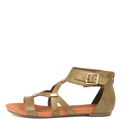 DJANGO & JULIETTE DJANGO & JULIETTE JADIEL WOMENS SHOES CASUAL SANDALS SANDALS FLAT