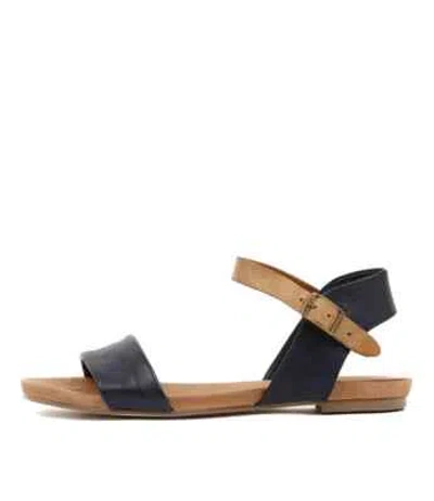 DJANGO & JULIETTE DJANGO & JULIETTE JINNIT NAVY TAN WOMENS SHOES CASUAL SANDALS SANDALS FLAT