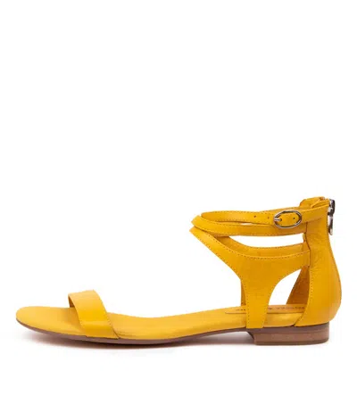 DJANGO & JULIETTE DJANGO & JULIETTE PLEASE WOMENS SHOES CASUAL SANDALS SANDALS FLAT