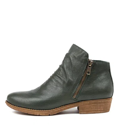 DJANGO & JULIETTE DJANGO & JULIETTE RANKIN AUBERGINE LEATHER WOMENS SHOES CASUAL BOOTS ANKLE