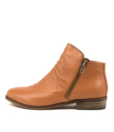 DJANGO & JULIETTE DJANGO & JULIETTE SPLIT LRG SCOTCH LEATHER WOMENS SHOES CASUAL BOOTS ANKLE
