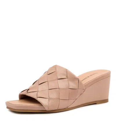 DJANGO & JULIETTE DJANGO & JULIETTE WYNNIET SCOTCH LEATHER WOMENS SHOES CASUAL SANDALS HEELED