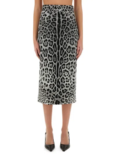 DOLCE & GABBANA LEOPARD PRINT CHARMEUSE LONGUETTE SKIRT
