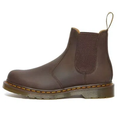 DR. MARTENS Dr. Martens 2976 Yellow Stitch Crazy Horse Leather Chelsea Boots 'Dark Brown'