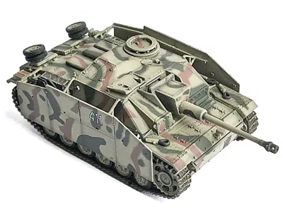 DRAGON MODELS GERMANY STUG. III AUSF. G EARLY PRODUCTION TANK WITH SCHURZEN #411 "PANZER ABTEILUNG 115 ITALY" (194