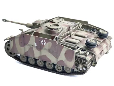 DRAGON MODELS GERMANY STUG III AUSF. G "EARLY PRODUCTION" WITH SCHURZEN TANK "PZ. GREN. DIV. TOTENKOPF KURSK" (194