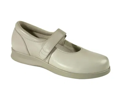 DREW SHOES WOMEN'S BLOOM II MARY JANE SHOES IN BONE CALF