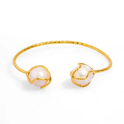 EBRU JEWELRY WOMEN'S GOLD / WHITE CLEOPATRA DOUBLE PEARL DESIGN GOLD CUFF BRACELET - GOLD