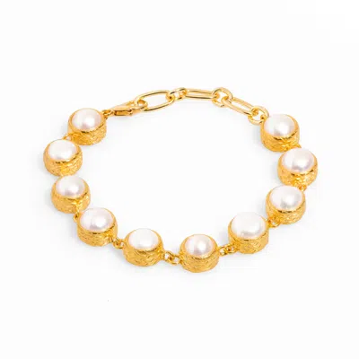 EBRU JEWELRY WOMEN'S GOLD / WHITE VINTAGE STYLE PEARL TENNIS BRACELET - WHITE