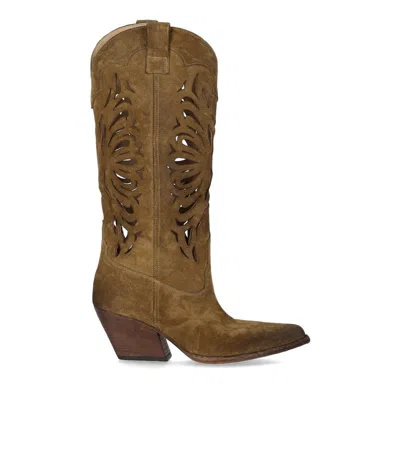 ELENA IACHI ELENA IACHI BIVES MUD TEXAN BOOT