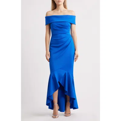 ELIZA J ELIZA J OFF THE SHOULDER HIGH-LOW GOWN