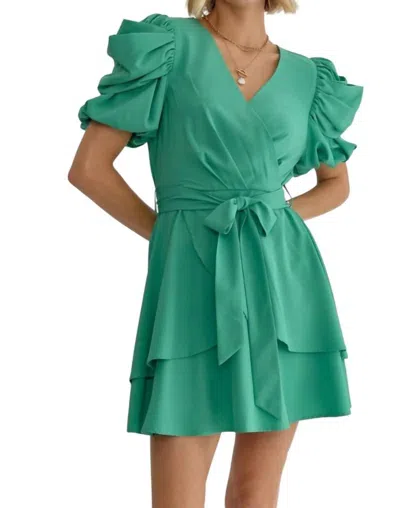 ENTRO AGATHA SURPLICE RUCHED SLEEVE TIERED MINI DRESS IN FERN