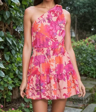 ENTRO PAOLA ONE SHOULDER MINI FLORAL DRESS IN PEACH