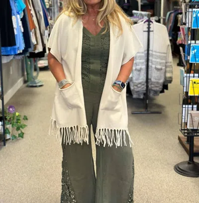 ESQUALO POCKET FRINGE PONCHO IN LIGHT SAND